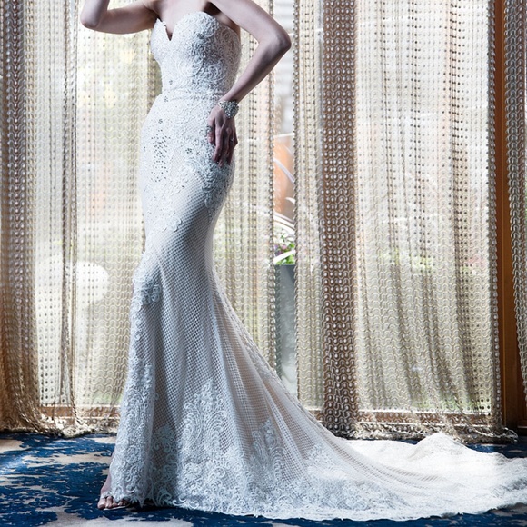 Victor Harper Dresses & Skirts - Victor Harper Couture Wedding Dress!